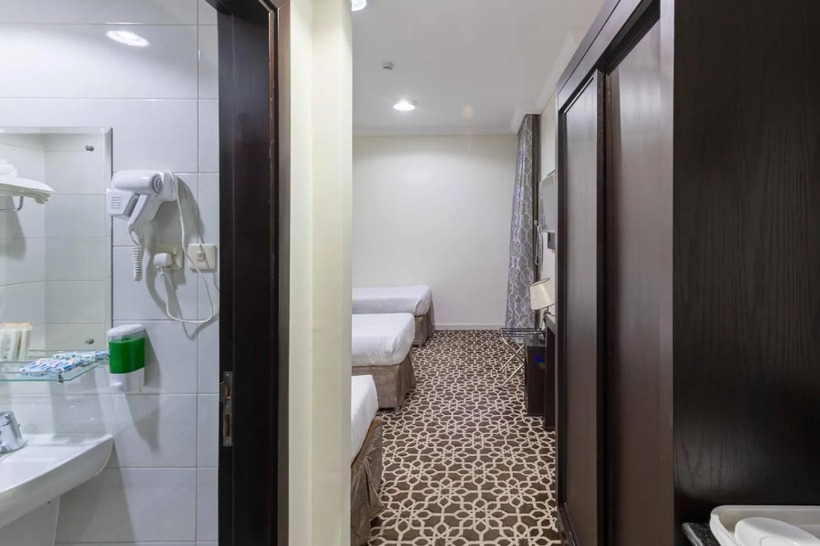 Abdul Hafez Al Humaidan Hotel Mecca Saudi Arabia